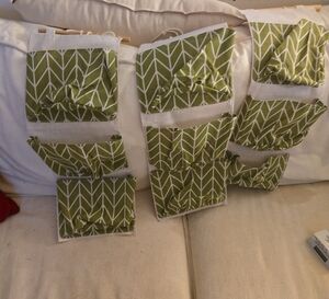 Green Leaf Pattern Hanging Organizer